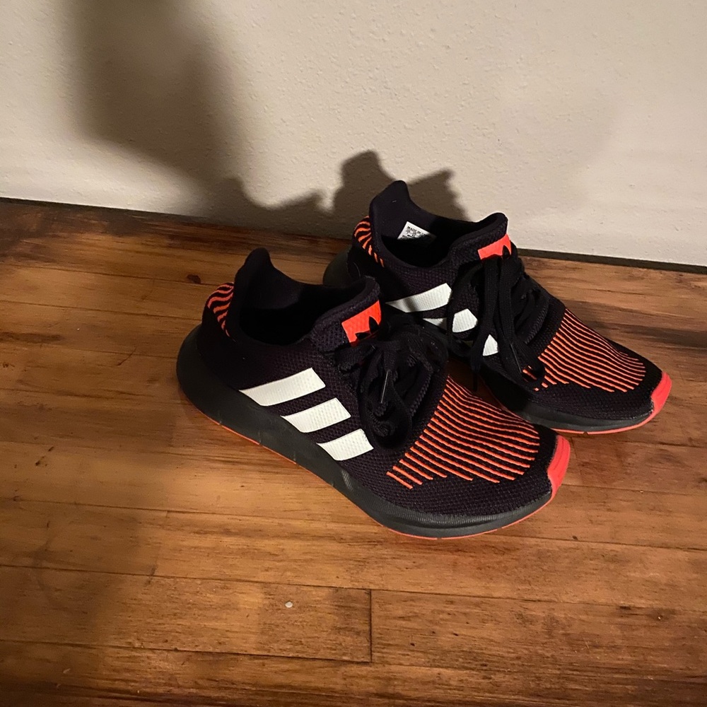 Adidas Red & Black Tennis Shoes SZ 7